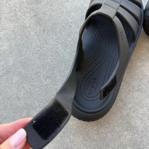 CROCS Dark Gray Platform Sandals - Picture 6 of 15